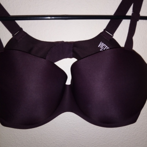 Victoria's secret sport bras size 34D color vine. - Picture 3 of 3